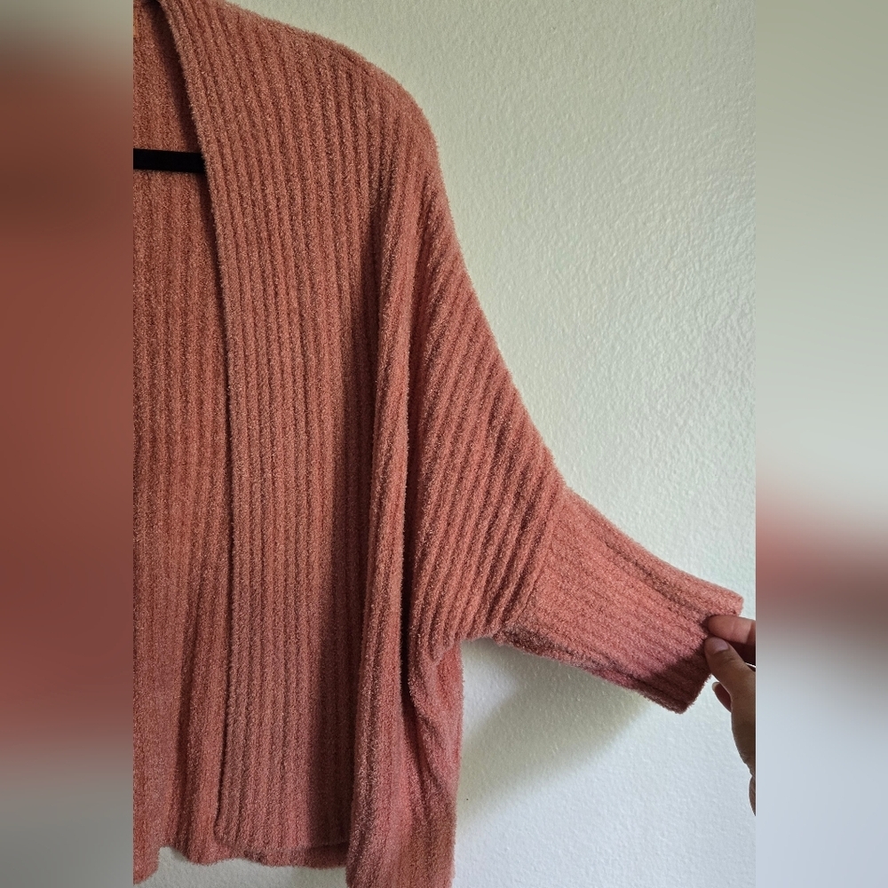 Barefoot Dreams Cozychic Lite Ribbed Cardigan Peach Coral Size S/M - Picture 3 of 6